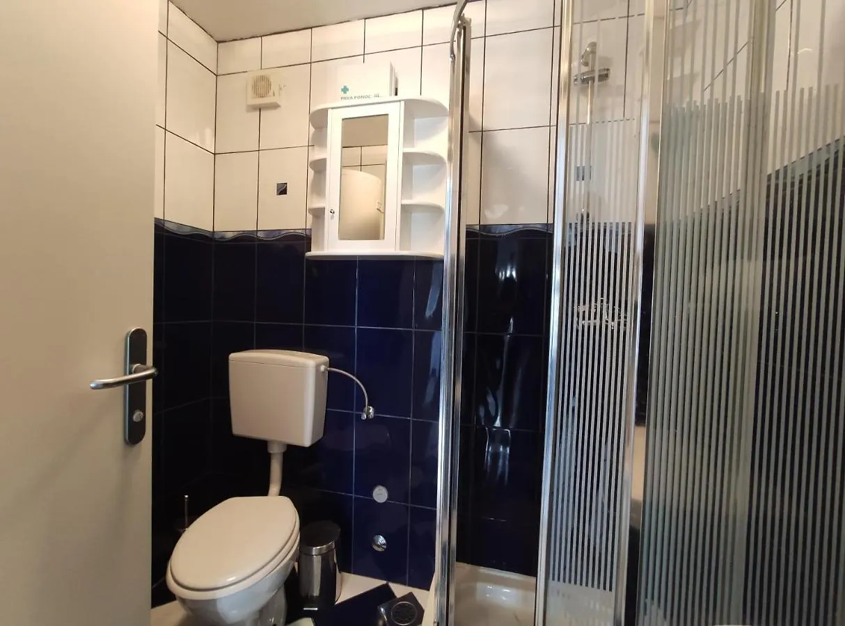 Apartment Apartmani Domi Selce Croatia